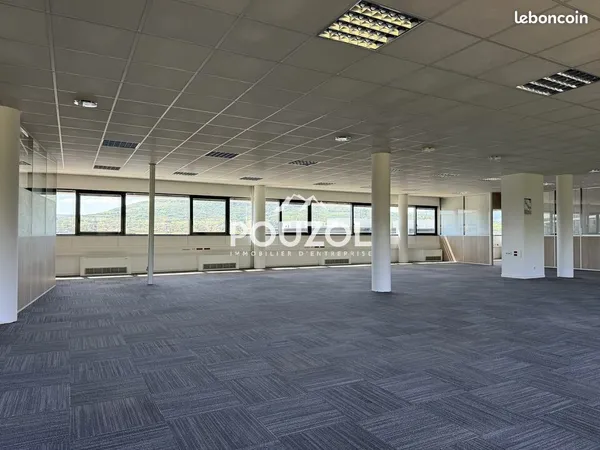 Bureaux 426 m² COURNON-D'AUVERGNE