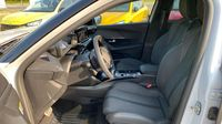 Peugeot 2008 1.2 Hybrid 145ch GT e-DCS6 — photo 12