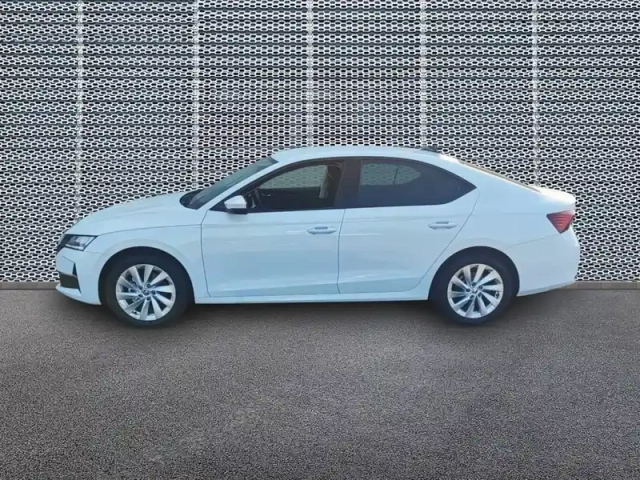 Skoda Octavia 1.5 tsi hybrid 116 ch dsg7 — photo 19