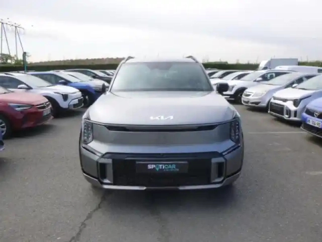 Kia Ev9 385ch 99,8kwh gt-line business 4wd — photo 2