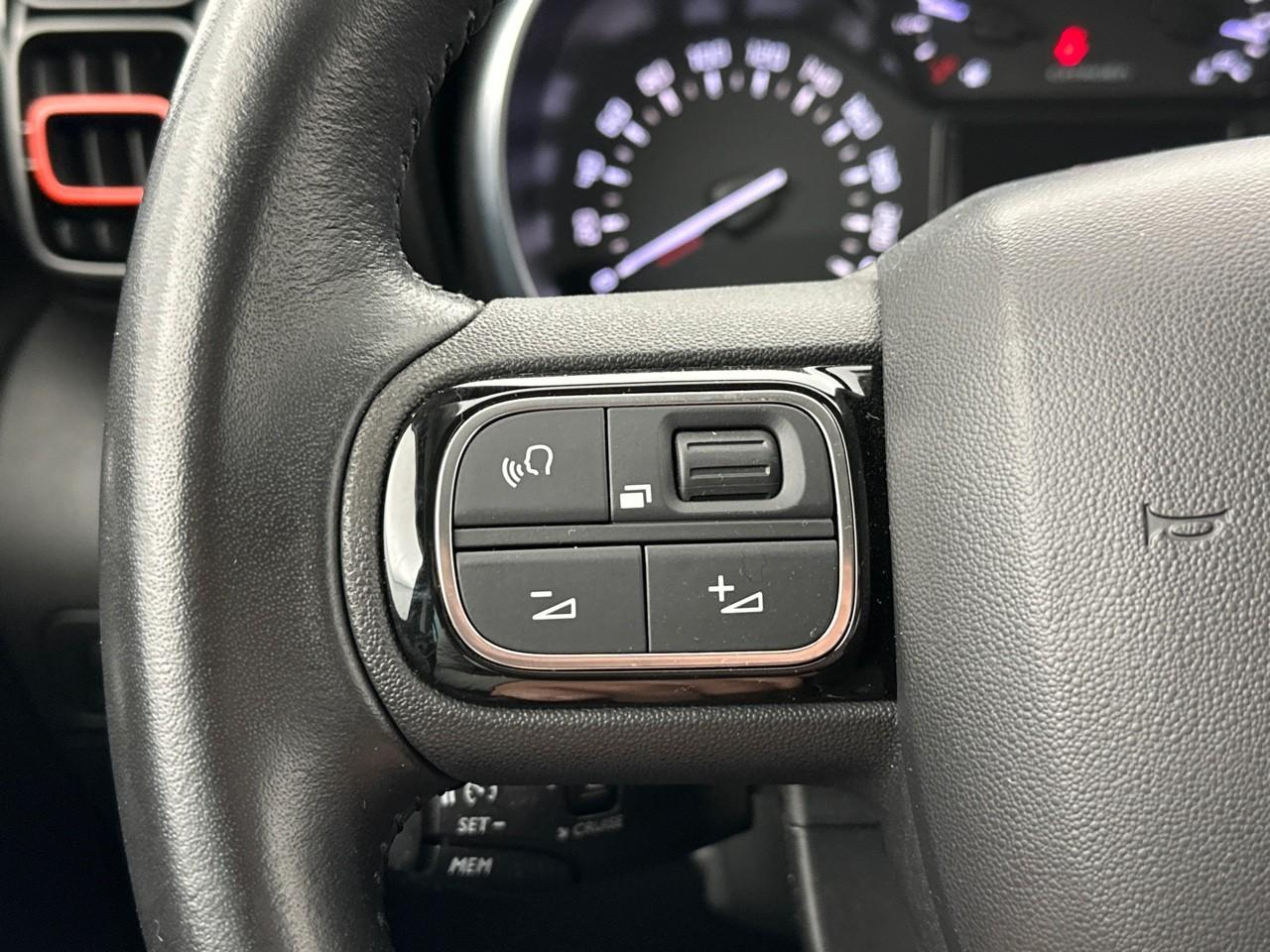 Citroën C3 Aircross puretech 130 s&s eat6 shine — photo 20