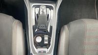 Peugeot 308 1.2 PureTech 130ch E6.c S&S GT Line EAT8 — photo 28