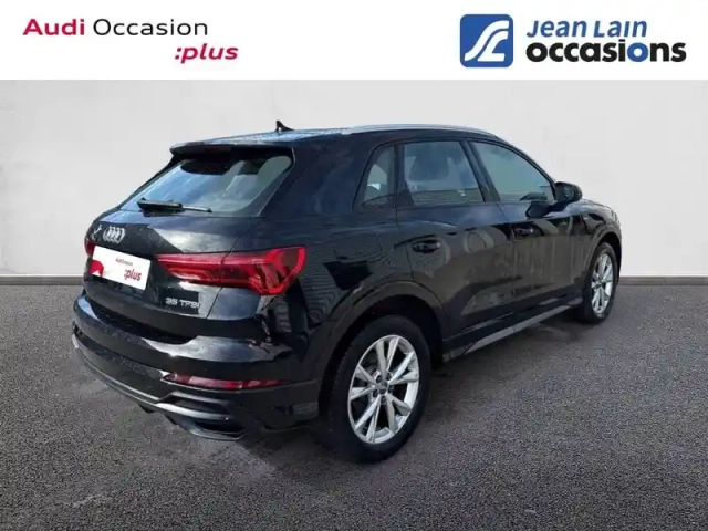 Audi Q3 35 tfsi 150 ch — photo 45
