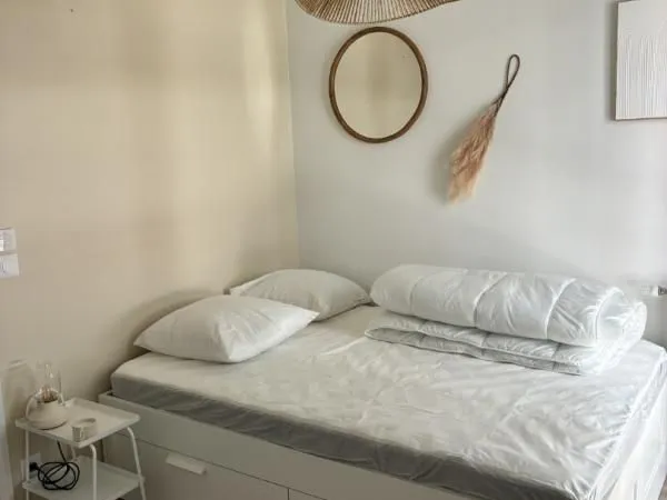 Chambre 1 pièce 12 m²