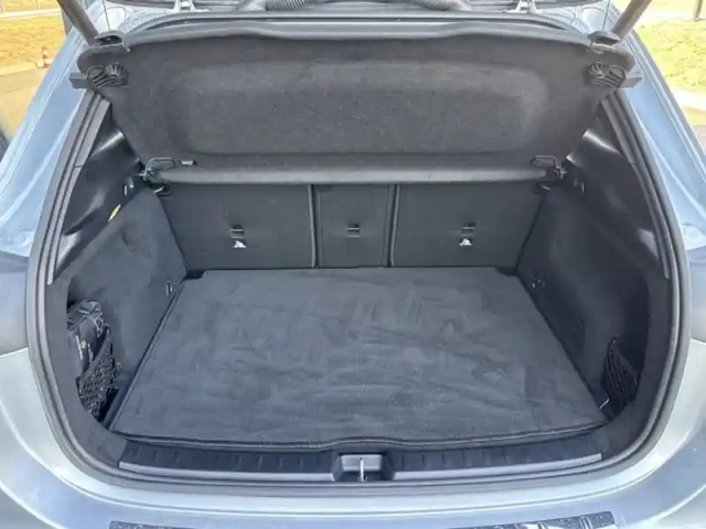 Mercedes Gla 200 d amg line — photo 10