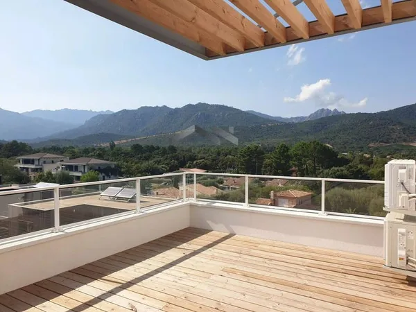 Appartement 4 pièces 92 m²