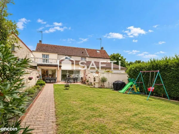 Maison 7 pièces 140 m²