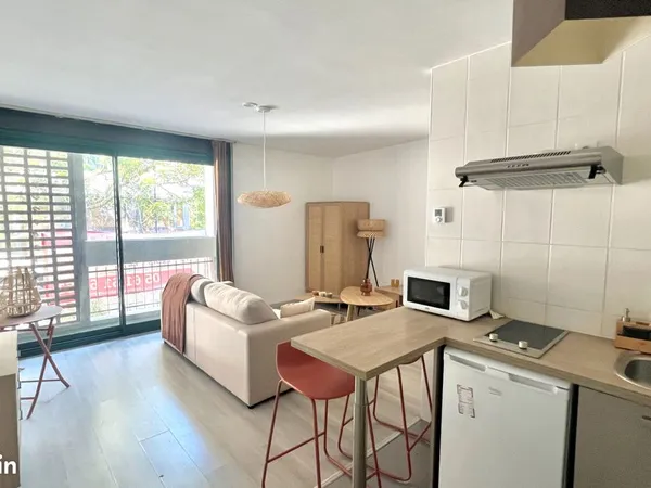 Studio 1 pièce 29 m²