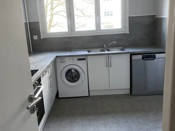 Loue appartement lumineux