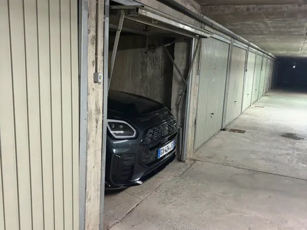 Parking BOX fermé - Centre Village Megeve