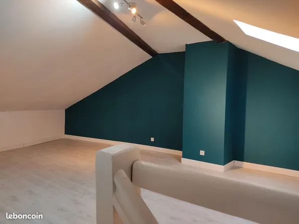 Appartement rénové de 80m² habitable