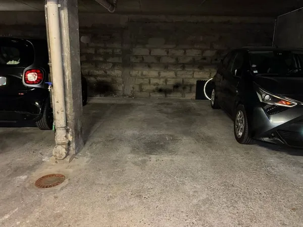 Parking 10 m²