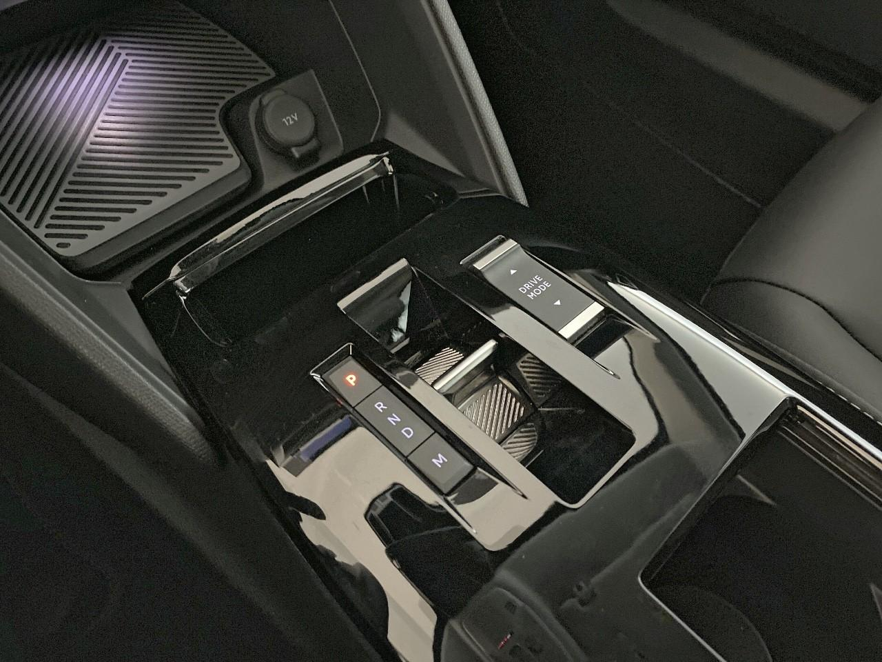 Citroën C4 hybride 145 ch e-dcs6 max — photo 18