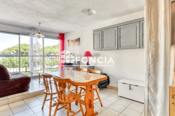Studio 1 pièce 33 m²