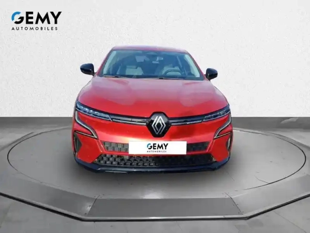Renault Megane e-tech ev60 220 ch super charge — photo 2