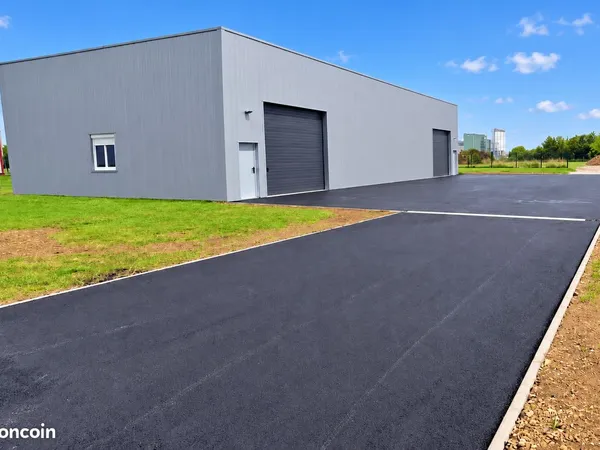 Bâtiment d'activité récent - zone industrielle - verneuil-sur-avre