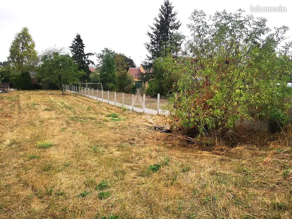 Terrain 755 m² FAY AUX LOGES