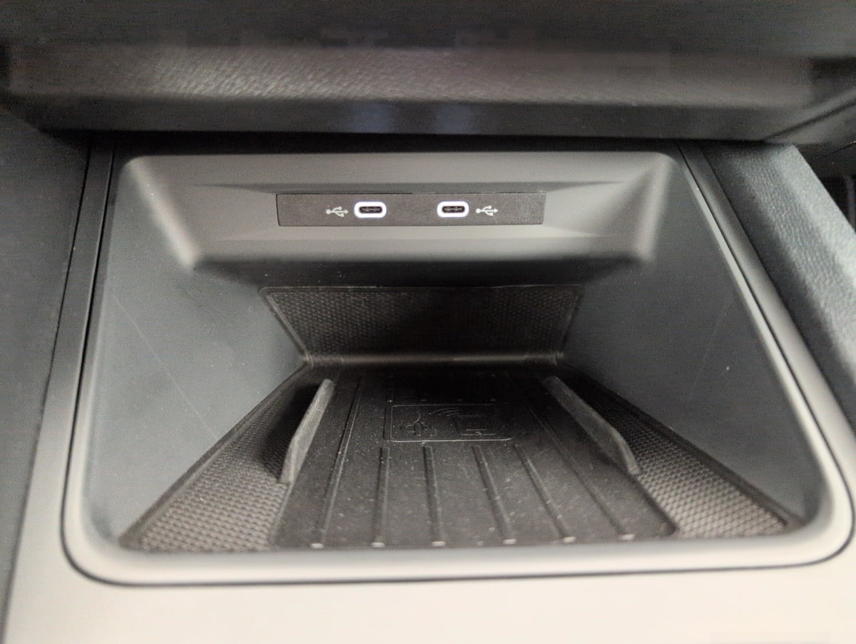 Cupra Leon — photo 21