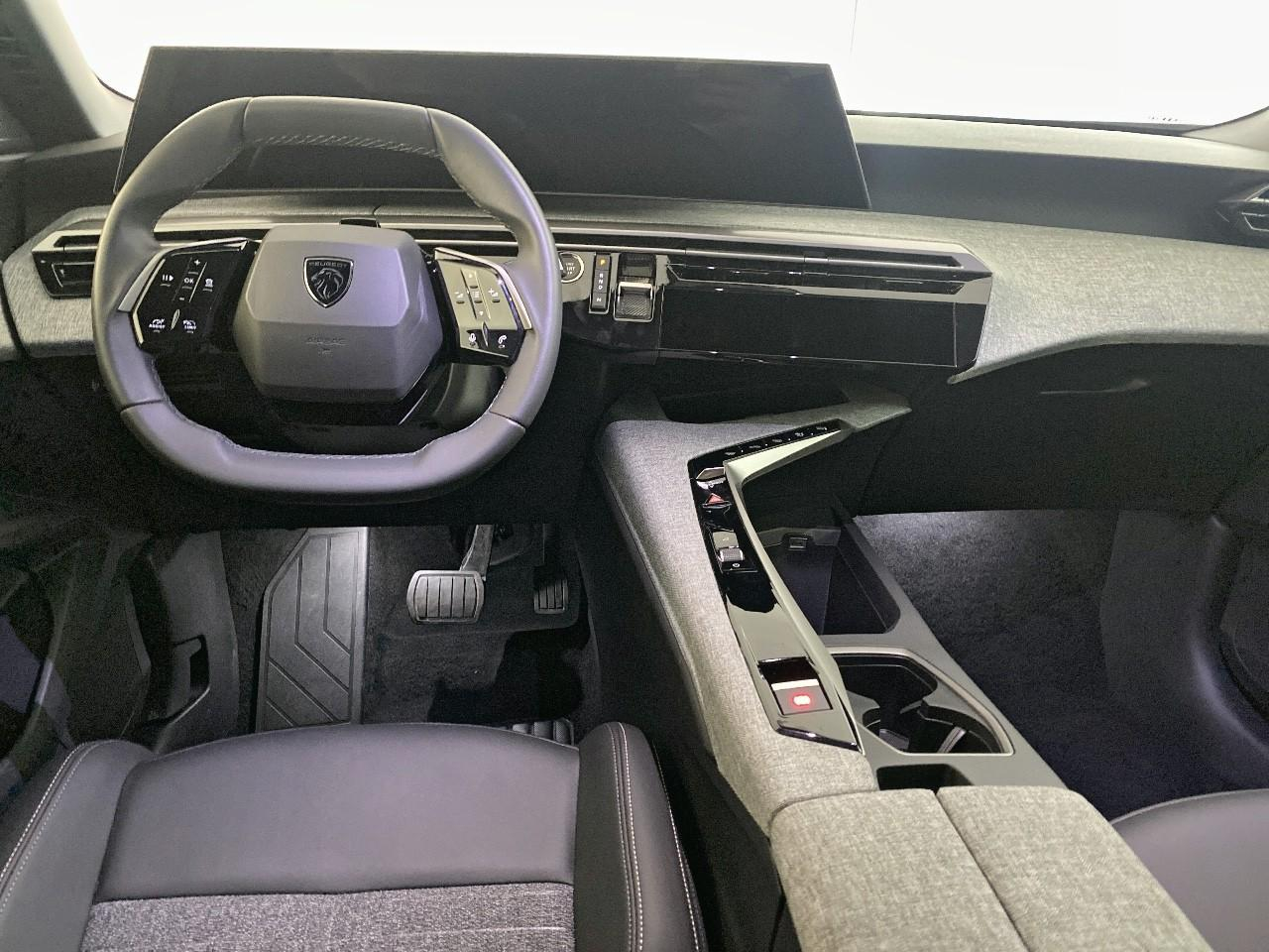 Peugeot 5008 hybrid 145 ch e-dcs6 allure — photo 8