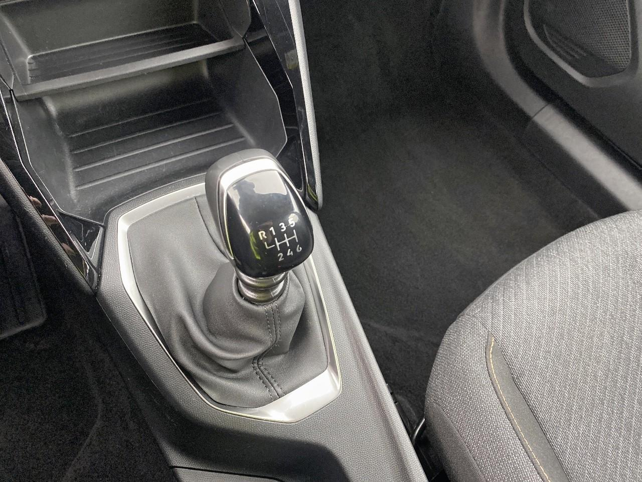 Peugeot 2008 100 s&s bvm6 style — photo 15