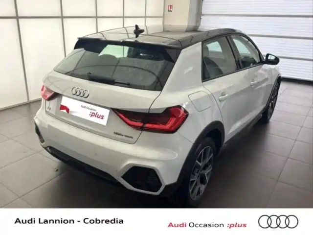 Audi A1 allstreet 30 tfsi 110ch advanced s tronic 7 — photo 9