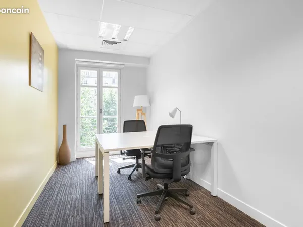 Bureau privé à louer pour 2 personnes à Paris, Signature, 72 Faubourg St Honoré Paris
