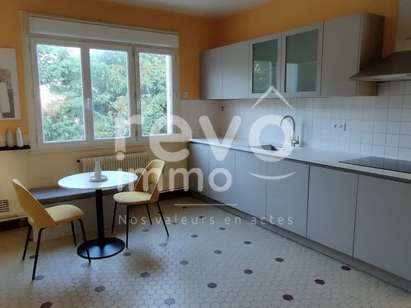 La Ménitré proche gare, maison 90 m² avec combles aménageables