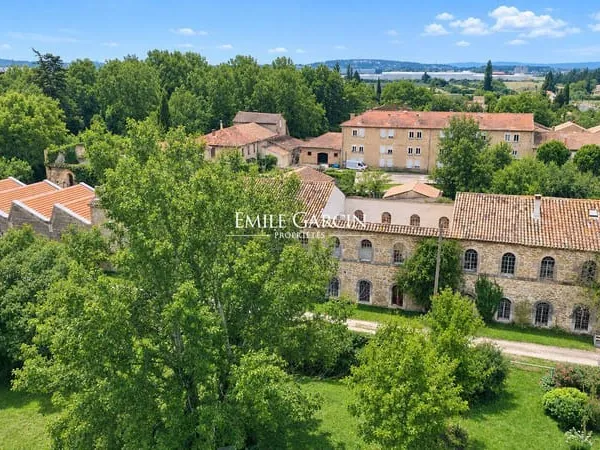 Maison 12 pièces 1100 m²