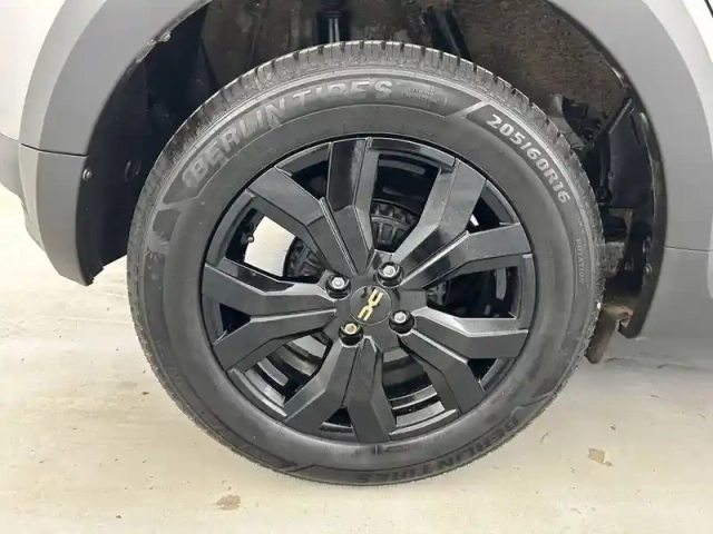 Dacia Sandero eco-g 100 — photo 31
