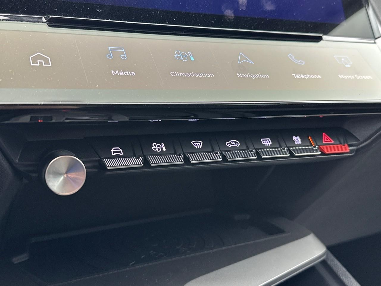 Peugeot 308 hybrid 145 e-dcs6 allure — photo 27
