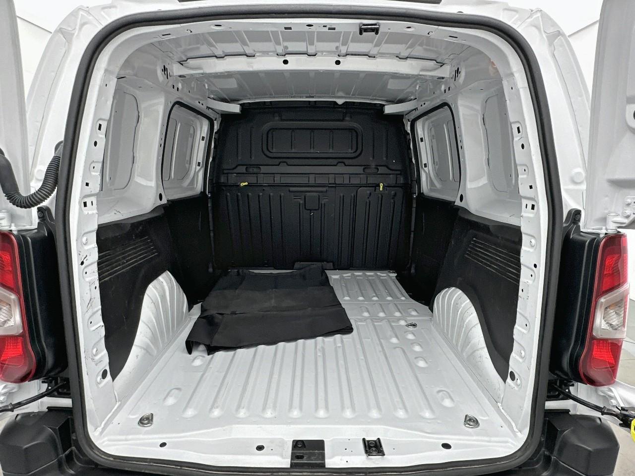 Citroën Berlingo van m 650 bluehdi 130 s&s eat8 — photo 6