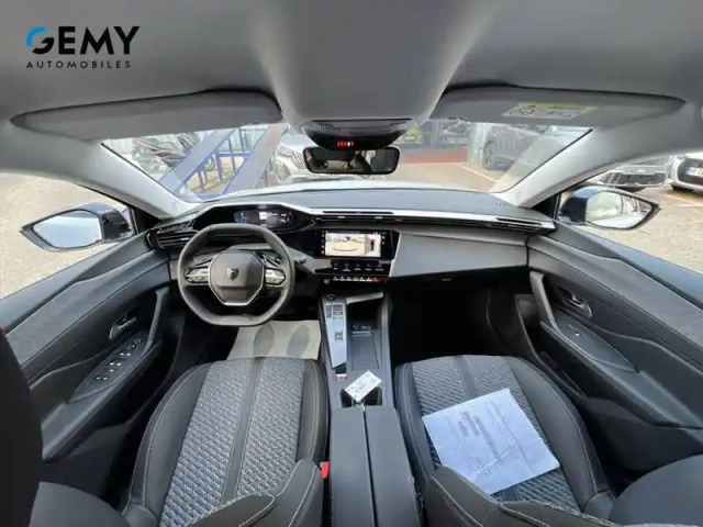 Peugeot 308 plug-in hybrid 195 ch e-dcs7 — photo 8