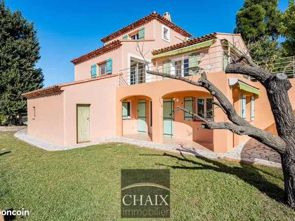 Maison 6 pièces 180 m²