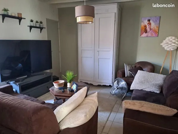 Maison à louer à Préchac