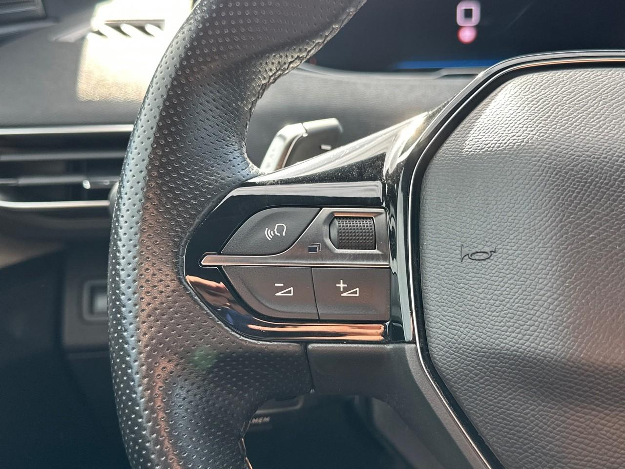 Peugeot 5008 puretech 130ch s&s eat8 gt — photo 20