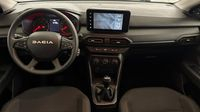 Dacia Sandero 1.0 TCe 90ch Stepway Essential — photo 11