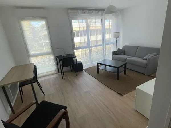 Appartement meublé 28 m2 + parking