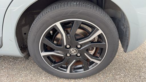 Toyota Yaris 1.5 VVT-i 100 Hybrid E-CVT - Collection – 2018 – 36785 km – Hybride essence – Boîte Automatique — photo 9