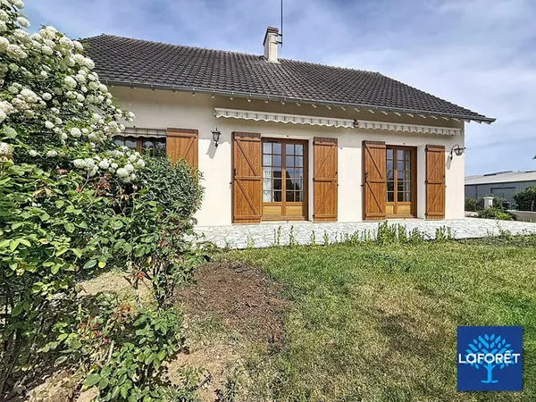 SAINT-GERVAIS-LA-FORÊT ? BEAUX VOLUMES ET FORT POTENTIEL !