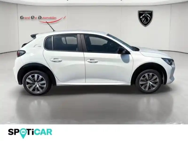 Peugeot 208 e- 136ch like — photo 8