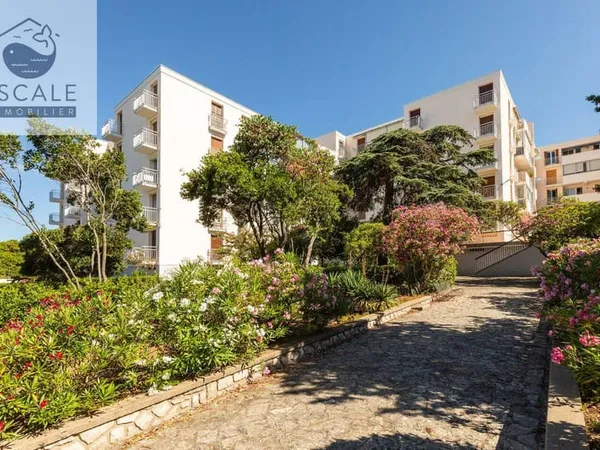 Parking 16 m²
