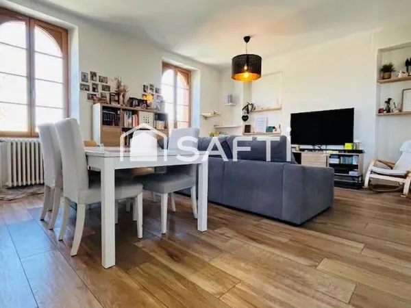 Maison en pierre de 77 m² refait à neuf