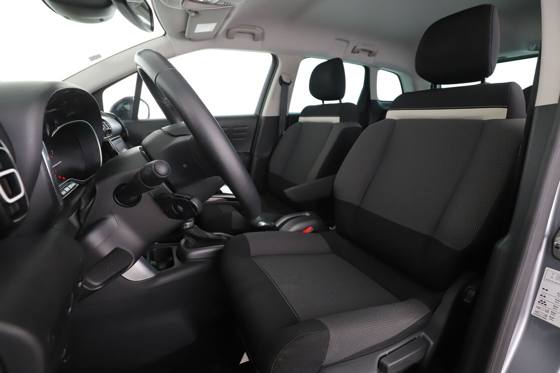 Citroen C3 Aircross 1.2 PureTech Shine Pack EAT6 — photo 9