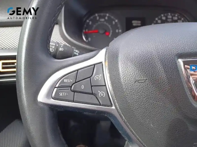 Dacia Sandero tce 90 - 22 — photo 14