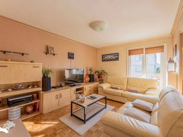Appartement 3 pièces 77 m²