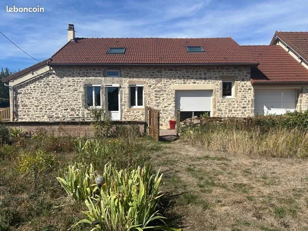 Maison en pierres rénovée