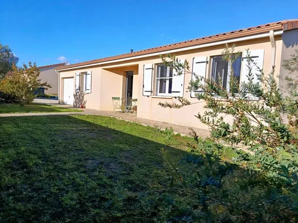 Maison de plain-pied 5 pièces 96 m²