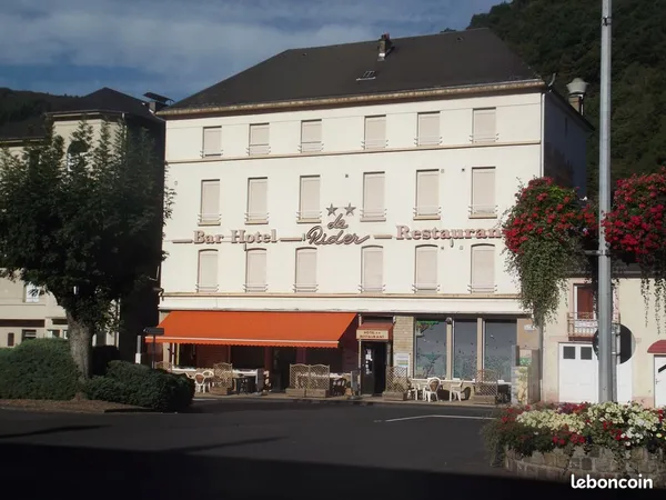 Hotel 2* restaurant bar brasserie