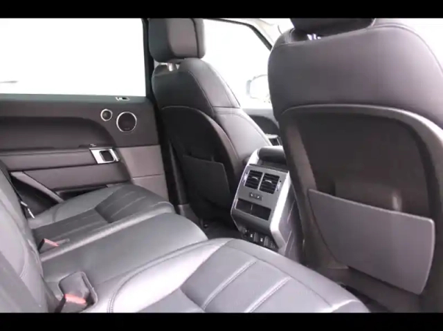 Land Rover Range Rover sport 2.0 p400e 404ch hse dynamic mark vii — photo 9
