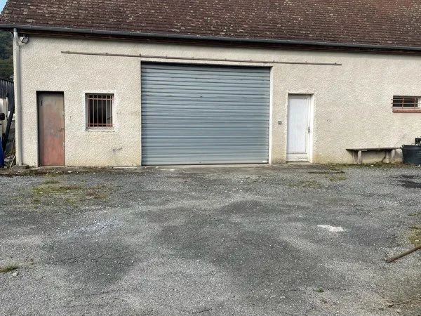 Dépôt à louer